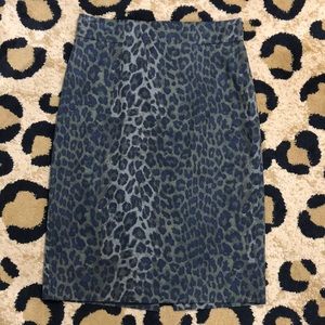 🚫DONATED🚫Ann Taylor leopard print pencil skirt.
